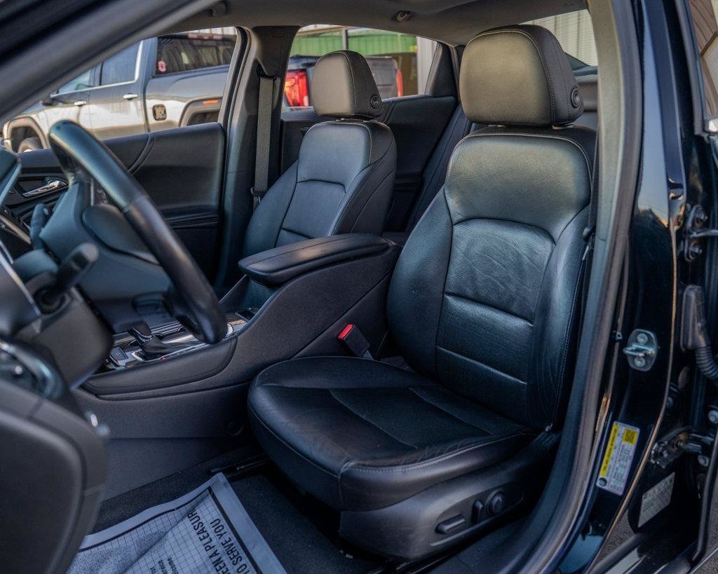 Used 2016 Chevrolet Malibu Premier FWD image 15