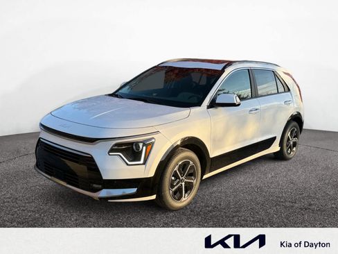 New 2026 Kia Niro SX image 1