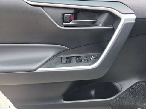 Used 2023 Toyota RAV4 LE FWD image 25