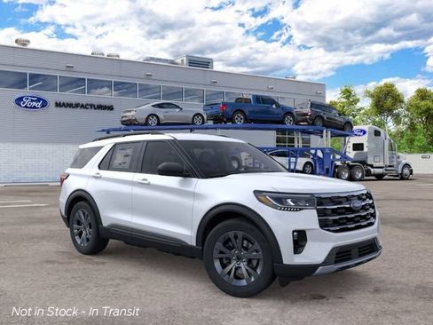 New 2026 Ford Explorer Active w/ Active Comfort Package AWD/4WD image 7