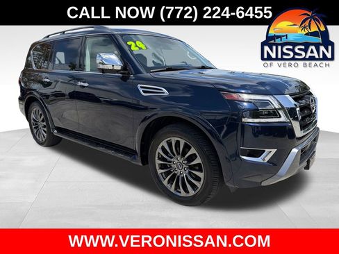 Used 2024 Nissan Armada Platinum w/ Captain's Chairs Package RWD image 1