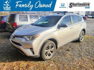 Used 2018 Toyota RAV4 XLE video 1