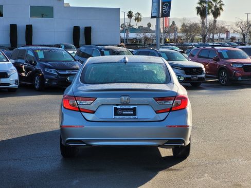 Used 2020 Honda Accord EX image 6