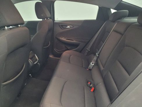 Used 2020 Chevrolet Malibu LT FWD image 18