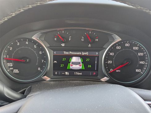 Used 2024 Chevrolet Equinox Premier image 15