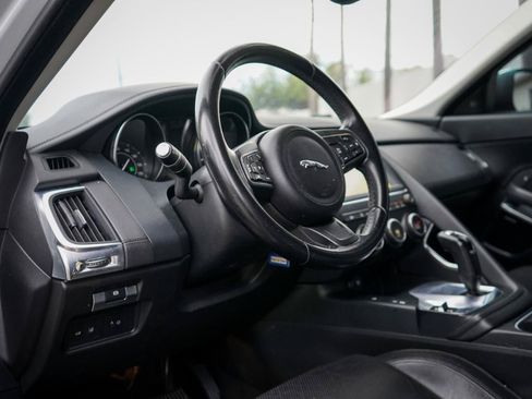 Used 2019 Jaguar E-PACE S AWD/4WD image 10