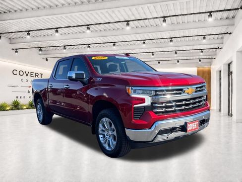 Used 2025 Chevrolet Silverado 1500 LTZ w/ Z71 Off-Road Package AWD/4WD image 7