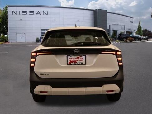 New 2026 Nissan Kicks S FWD image 4