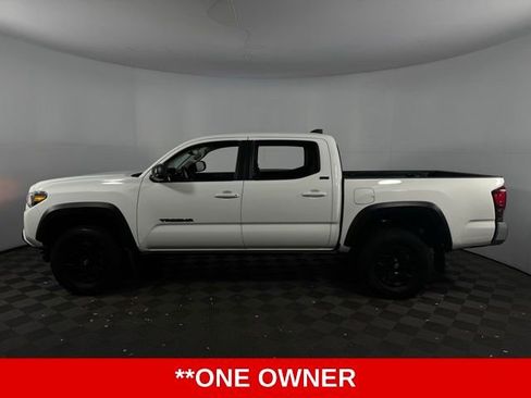 Used 2023 Toyota Tacoma SR5 w/ SX Package image 5