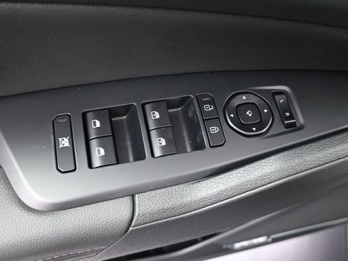 New 2026 Kia Sportage SX FWD image 11