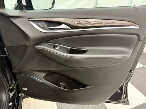 Used 2023 Buick Enclave Avenir w/ Avenir Technology Package image 22