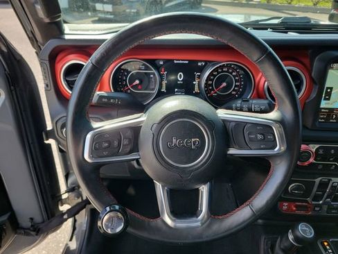 Used 2018 Jeep Wrangler Unlimited Rubicon w/ Dual Top Group AWD/4WD image 27