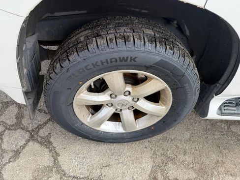 Used 2010 Lexus GX 460 image 34