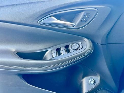 Used 2023 Buick Encore GX Select w/ Sport Touring Package AWD/4WD image 13