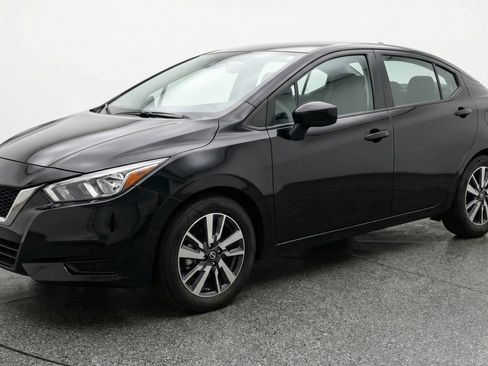 Used 2025 Nissan Versa SV FWD image 3