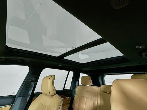 Used 2025 Jeep Grand Cherokee Summit image 24