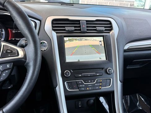 Used 2018 Ford Fusion SE w/ Equipment Group 602A FWD image 33