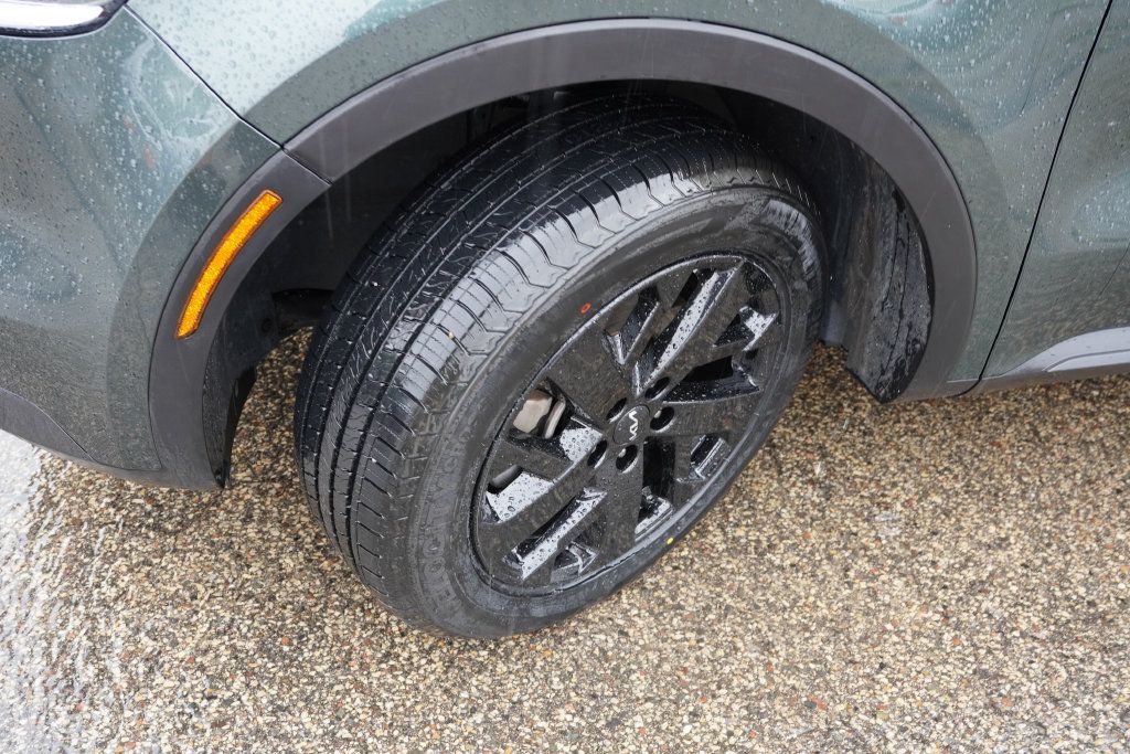 Certified 2022 Kia Sorento S AWD/4WD image 13