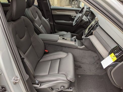 New 2026 Volvo XC90 B6 Ultra w/ Protection Package AWD/4WD image 22