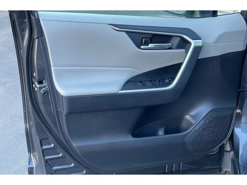 Used 2024 Toyota RAV4 XLE image 11