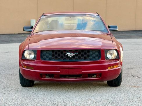 Used 2008 Ford Mustang Coupe RWD image 2
