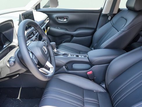 New 2026 Honda HR-V EX-L image 10