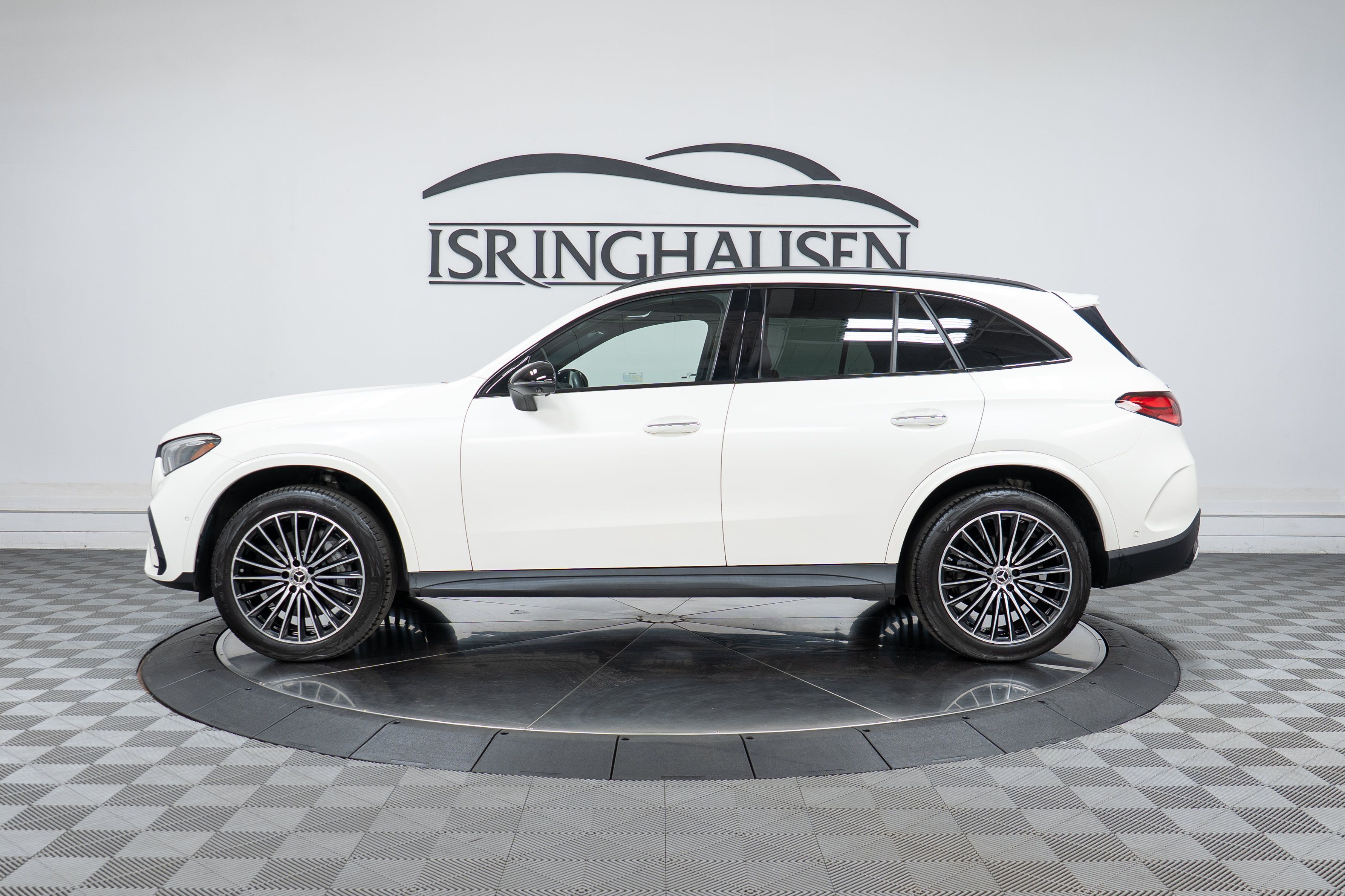 Used 2023 Mercedes-Benz GLC 300 4MATIC image 8