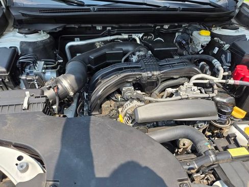 Used 2024 Subaru Outback Premium AWD/4WD image 22