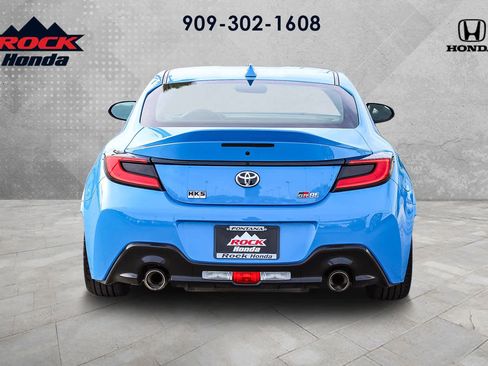 Used 2023 Toyota GR86 w/ ALL Weather Mat Package (TMS) image 5