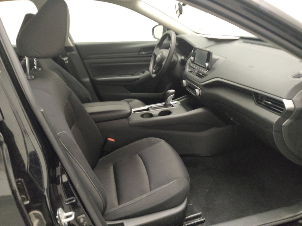 Used 2023 Nissan Altima 2.5 S FWD image 21