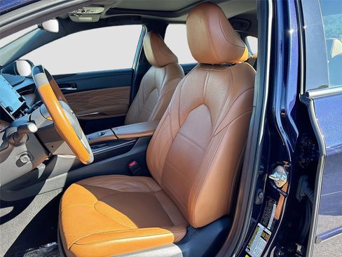 Used 2022 Toyota Avalon Limited w/ Advanced Safety Package image 22