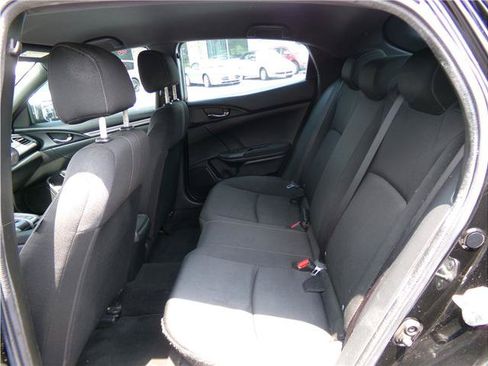 Used 2017 Honda Civic Sport image 9