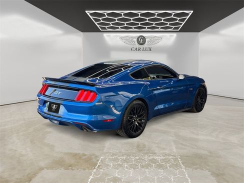Used 2017 Ford Mustang GT w/ GT Performance Package image 5