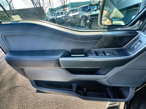 Used 2022 Ford F150 XLT w/ Equipment Group 302A High image 15