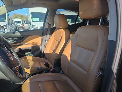 Used 2019 Buick Encore Essence w/ Experience Buick Package image 26