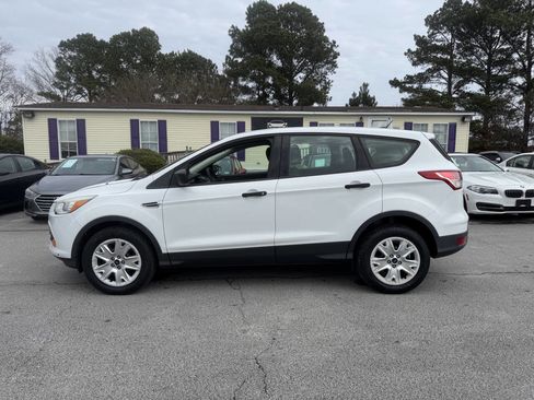 Used 2013 Ford Escape S image 9