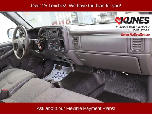 Used 2005 Chevrolet Silverado 1500 W/T image 15