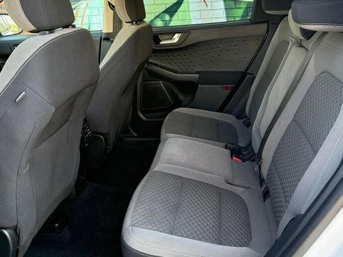 Used 2020 Ford Escape SE image 42