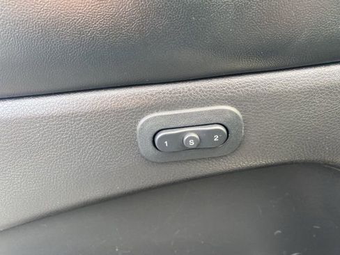 Used 2020 Jeep Grand Cherokee Limited w/ Luxury Group II image 11