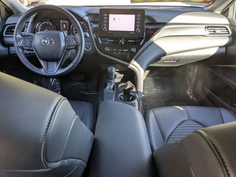 Used 2021 Toyota Camry SE w/ Convenience Package image 23