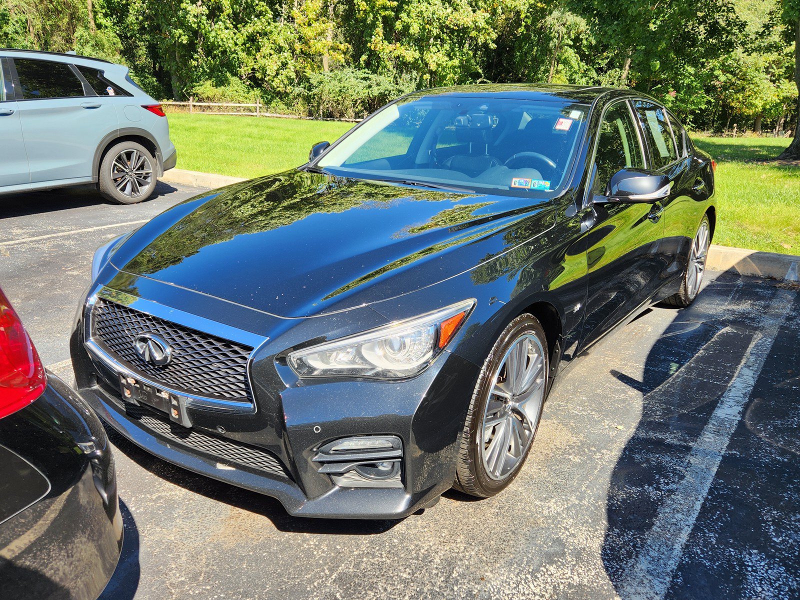 Used 2015 INFINITI Q50 AWD w/ Technology Package image 1
