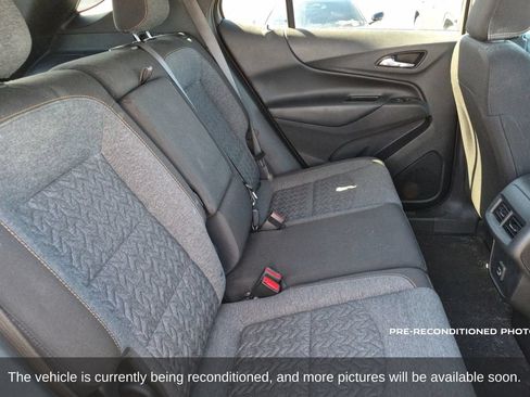 Used 2022 Chevrolet Equinox LT FWD image 13