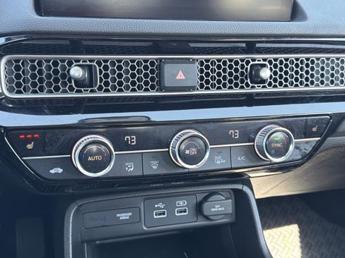 Used 2024 Honda Civic Touring image 20