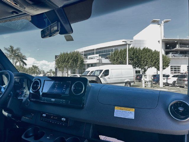 Certified 2025 Mercedes-Benz Sprinter 2500 image 27