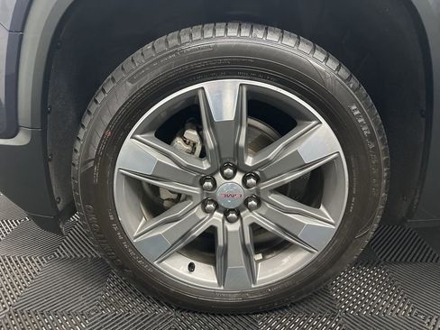 Used 2018 GMC Acadia SLT AWD/4WD image 38