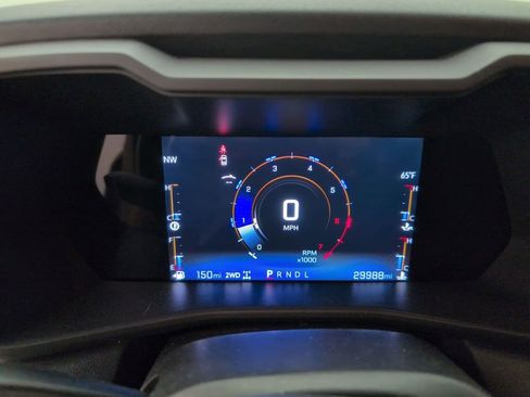 Used 2023 Chevrolet Colorado Trail Boss w/ Technology Package image 16