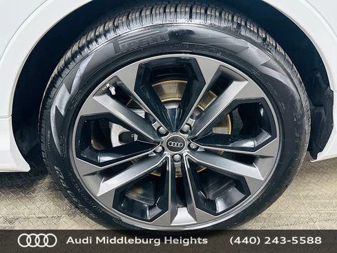 Certified 2025 Audi Q7 2.0T Premium w/ Premium Plus Package AWD/4WD image 36