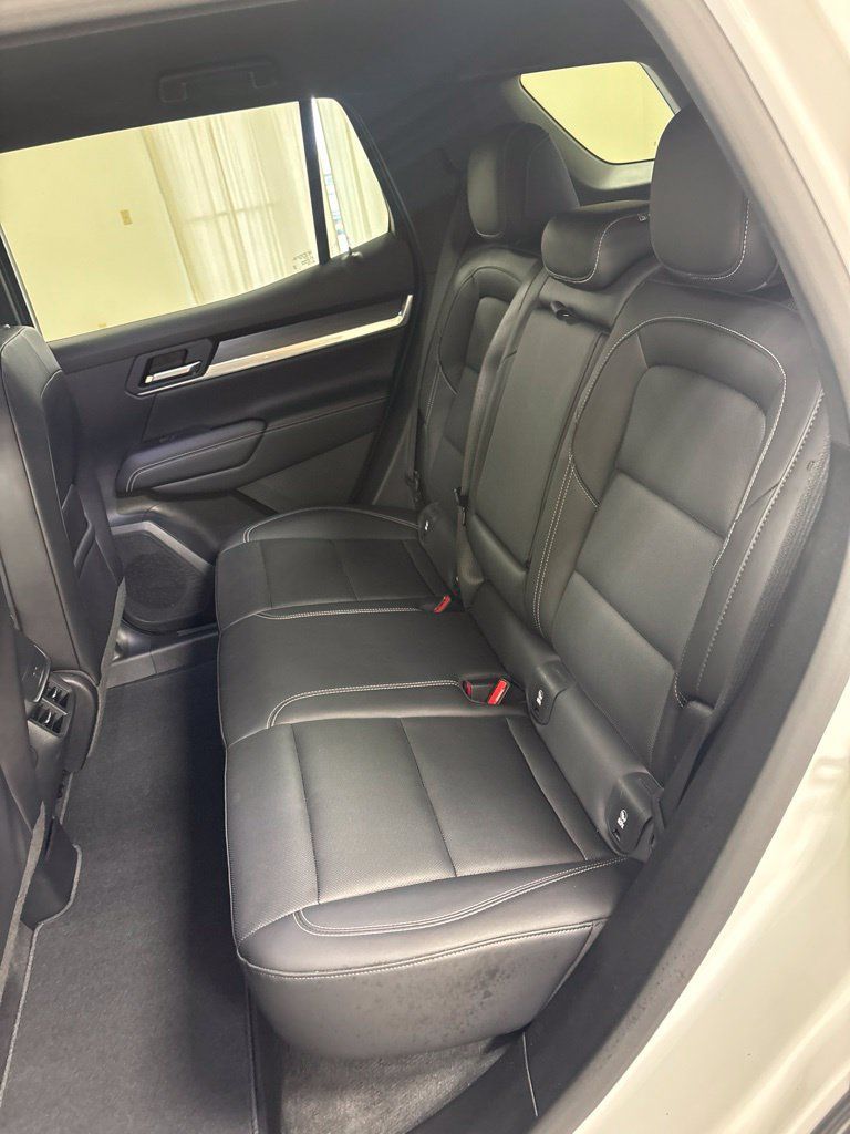 Used 2026 GMC Terrain Elevation w/ Elevation Premium Package FWD image 20