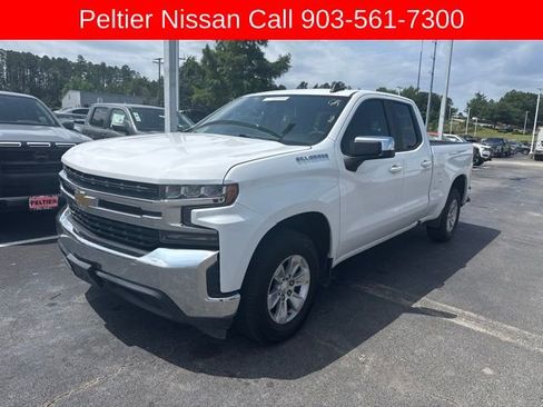 Used 2020 Chevrolet Silverado 1500 LT w/ Bed Protection Package RWD image 1