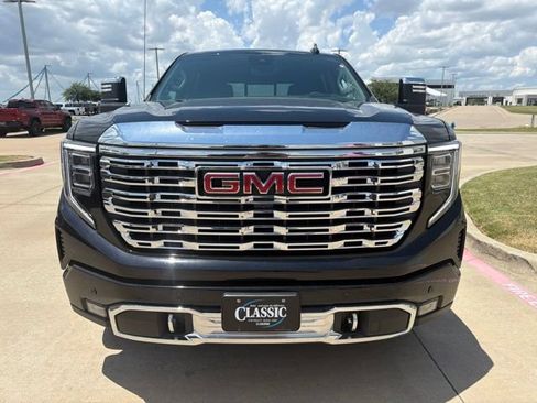 Used 2026 GMC Sierra 1500 Denali w/ Denali Reserve Package AWD/4WD image 2